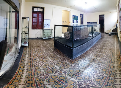 Museo Arqueológico, Paleontológico e Histórico de Deán Funes